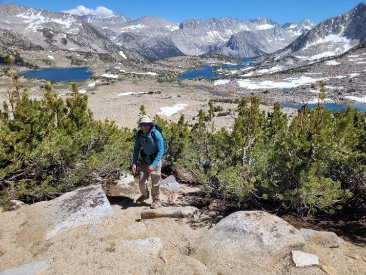 Climbing toward Stanford Col, with the lakes below.